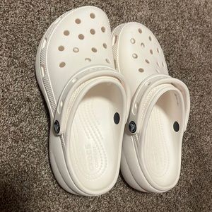 Women’s Classic Platform Crocs
